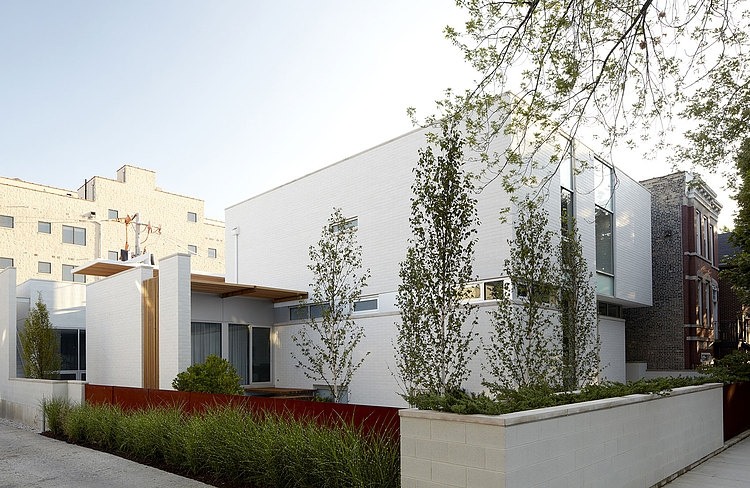 Bucktown Three House by Studio Dwell Architects