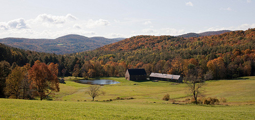 Modern Woodstock Farm House in Vermont by Rick Joy Architects